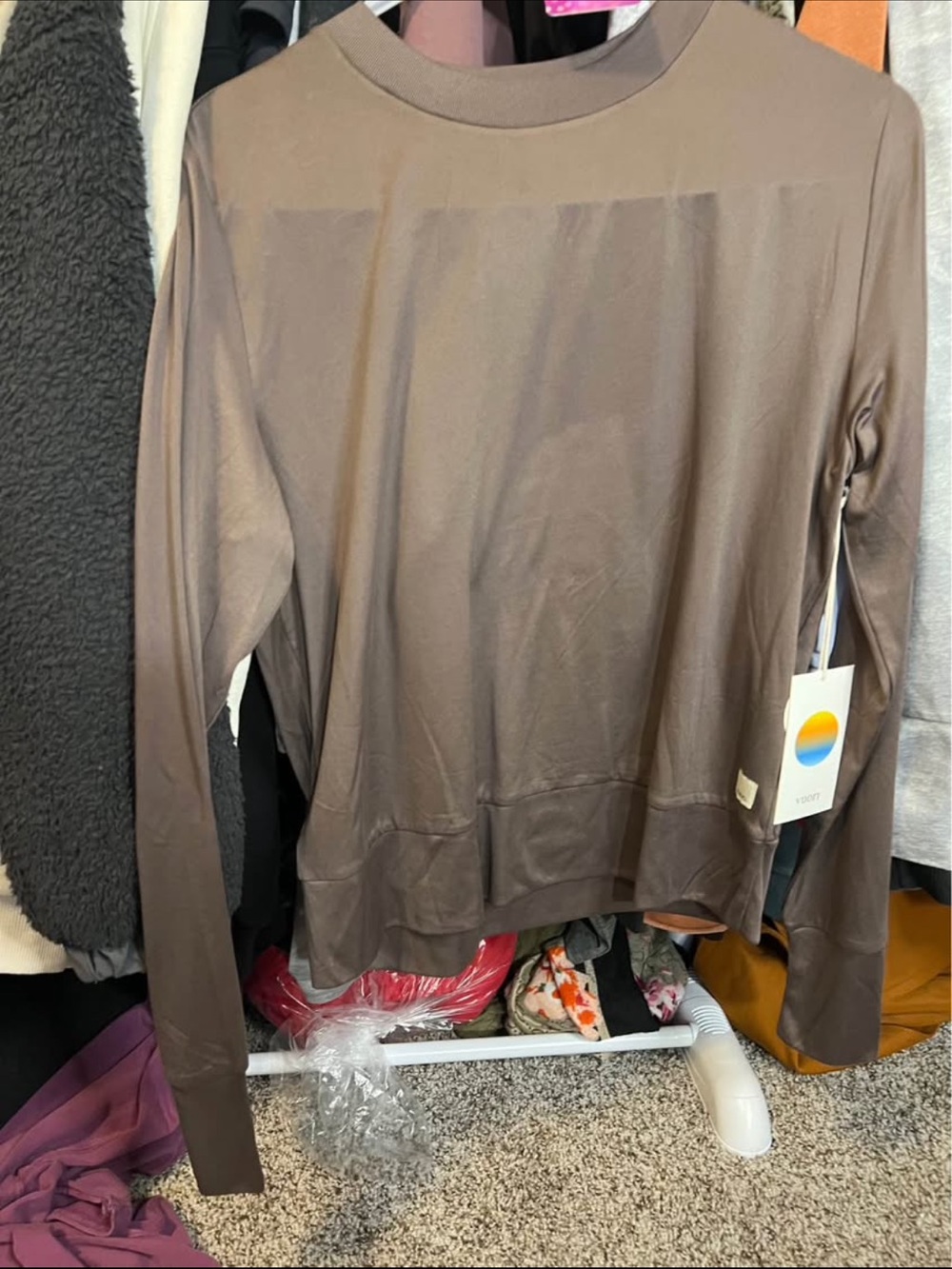 Vuori Long Sleeve Crew in Brown